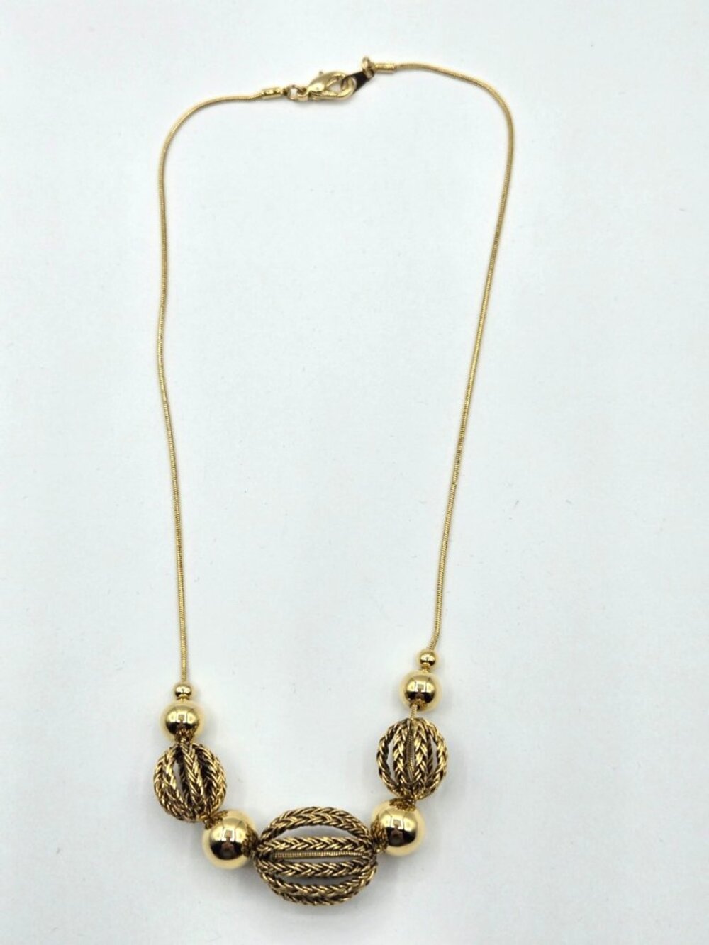 Vintage Gold Tone Gold & Filagree Bead Chain Necklace 16 in & Stretch Bracelet - Picture 3 of 8